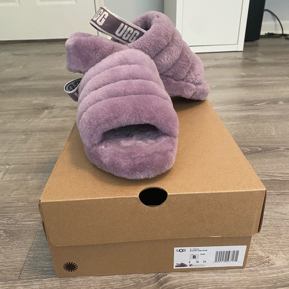 UGG fluff slippers